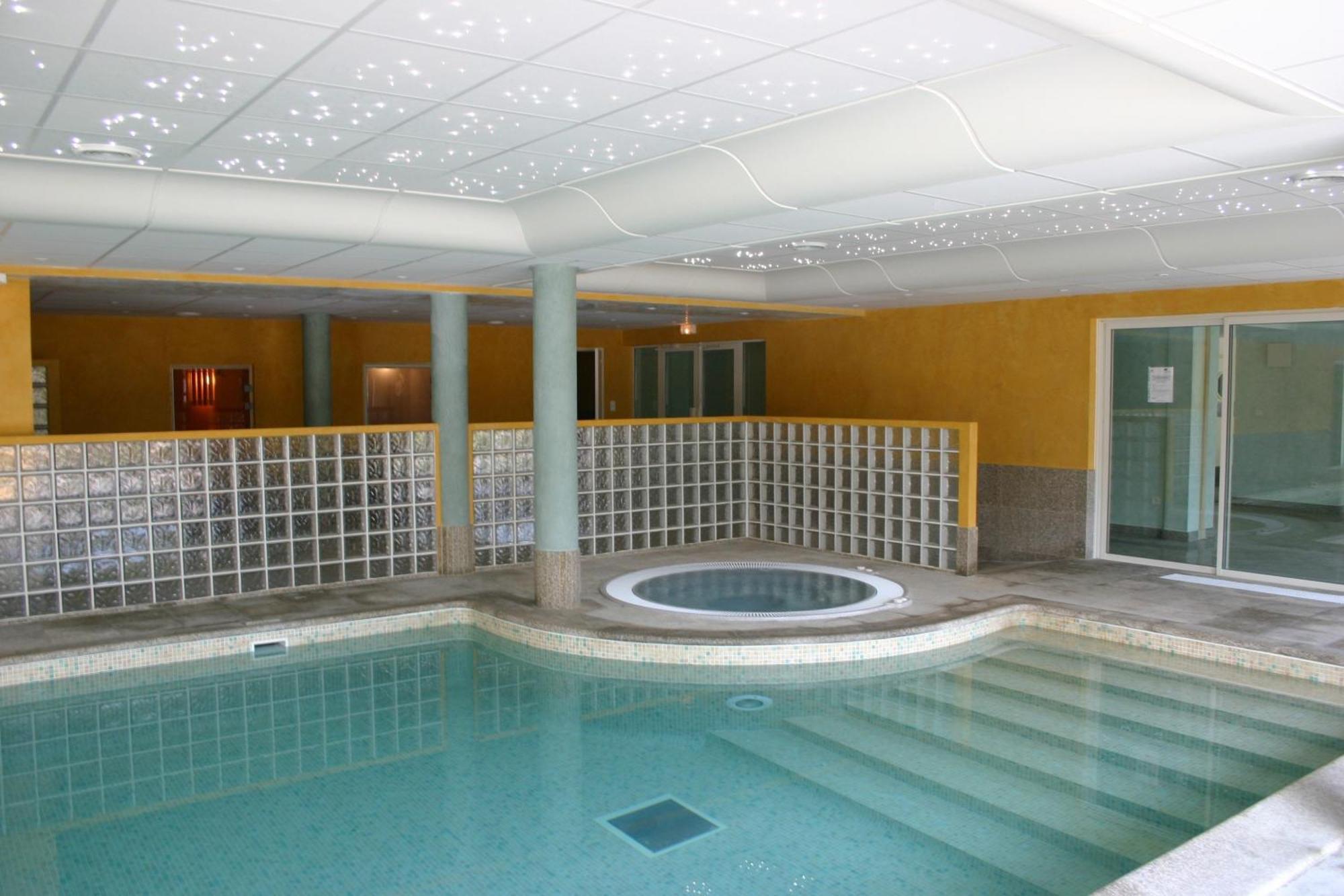 Residence Odalys La Licorne De Haute Provence Gréoux-les-Bains Kültér fotó